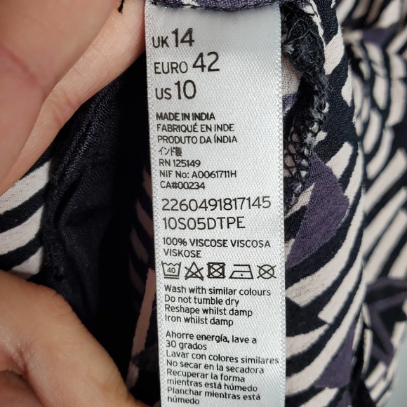 TOPSHOP Black and Off White Sleeveless Top Tunic Blouse Sz 10 - Picture 5 of 7